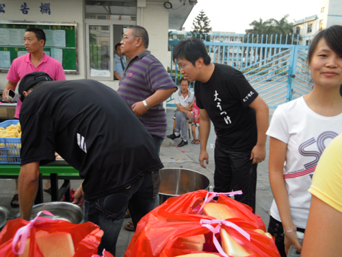 2011中秋节烤肉活...